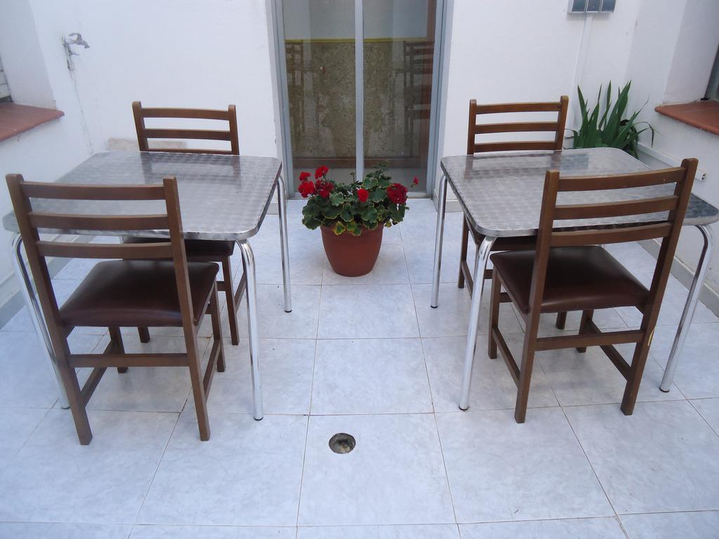 Hotel Pension Mode Lleida Luaran gambar