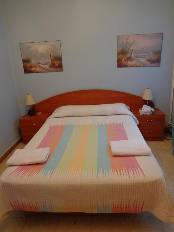 Hotel Pension Mode Lleida Bilik gambar